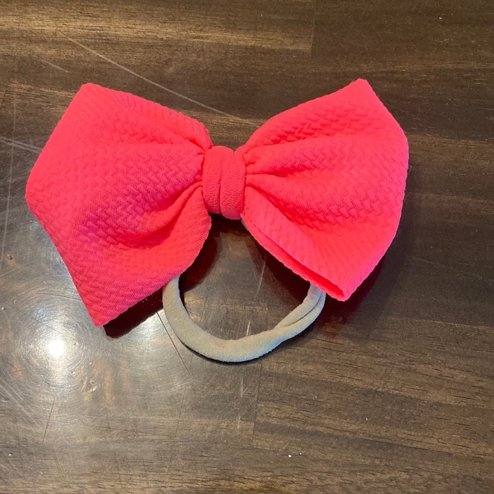 Baby bow